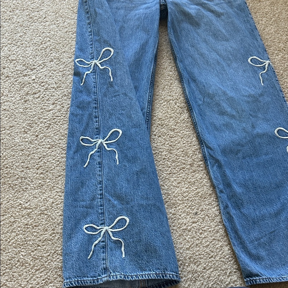 Abercrombie Kids Blue Flare Jeans with Bow Details - Picture 3 of 6